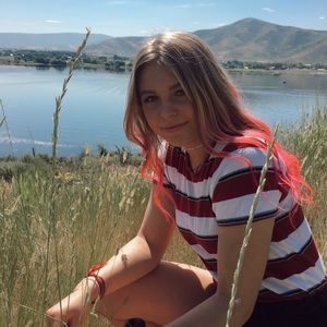 Meet your Posher, Alyssa